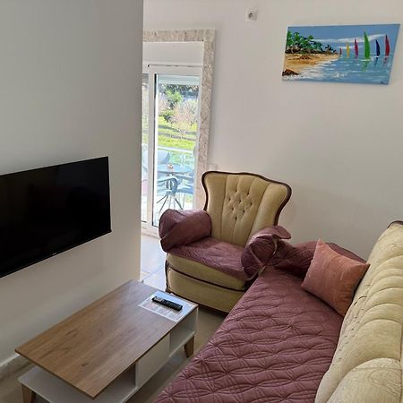 Gjinaj Apartments Ülgün Dış mekan fotoğraf