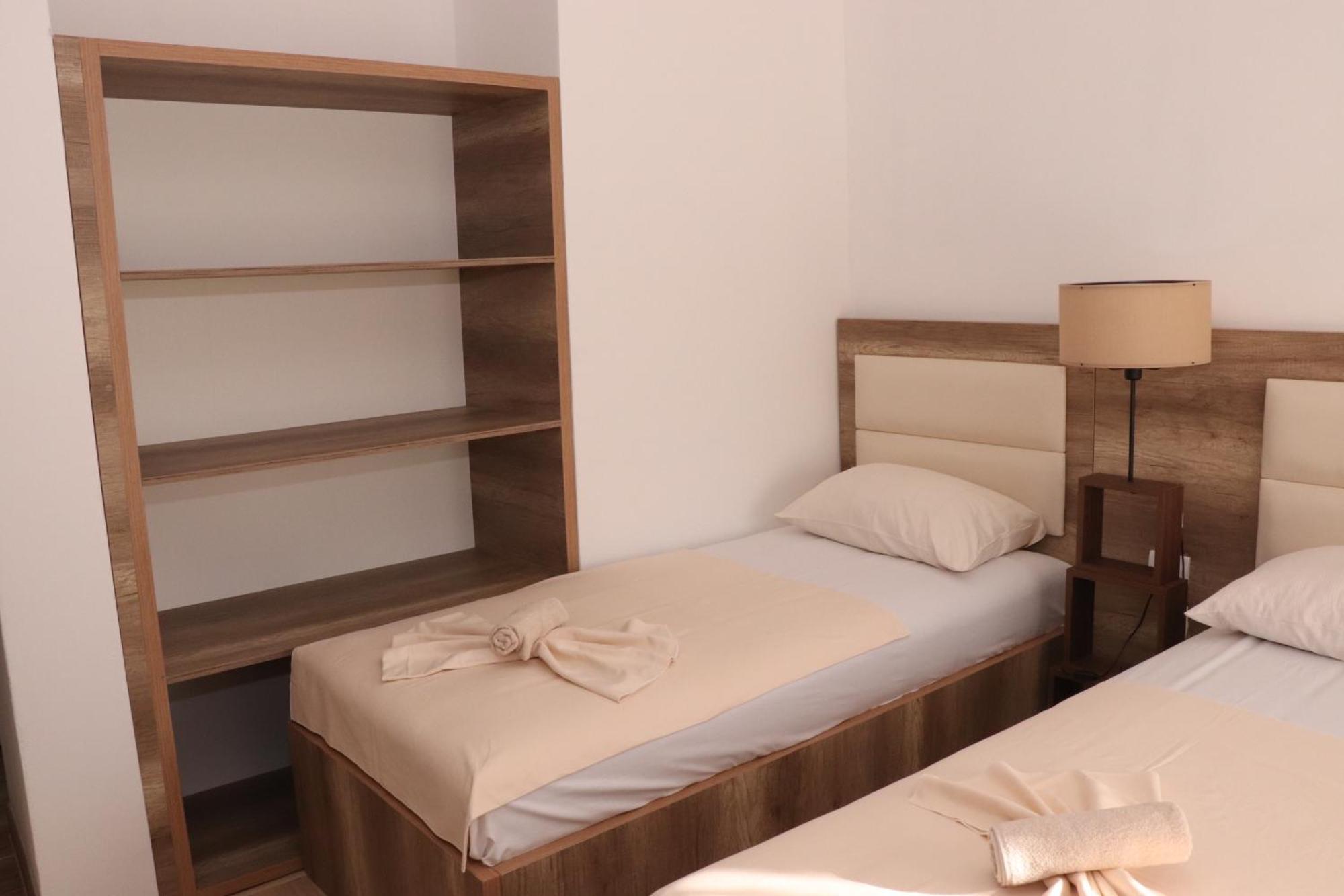 Gjinaj Apartments Ülgün Dış mekan fotoğraf